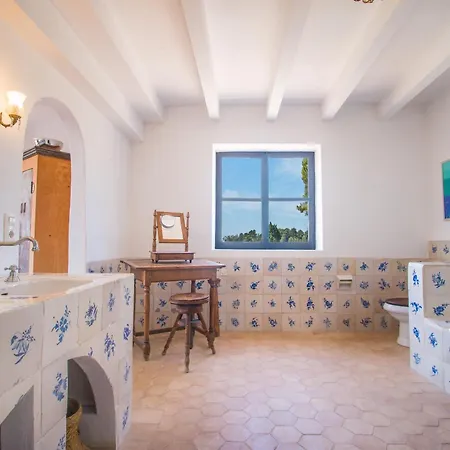 Villa Monserrat By Abahana Luxe