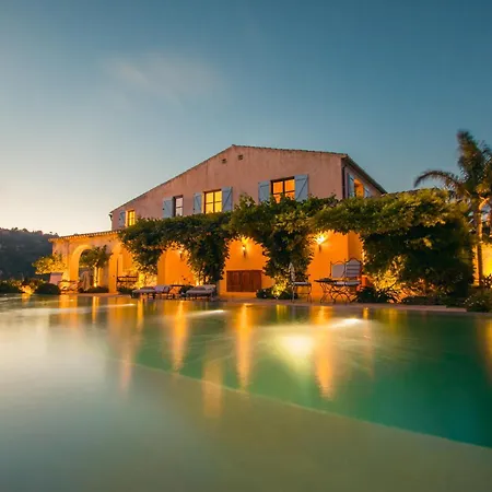 Villa Monserrat By Abahana Luxe